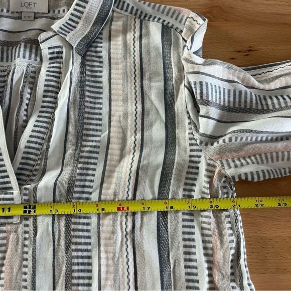 🖤3/$20🖤 Loft women’s medium long sleeve blouse neutral printed collared top - Picture 7 of 9